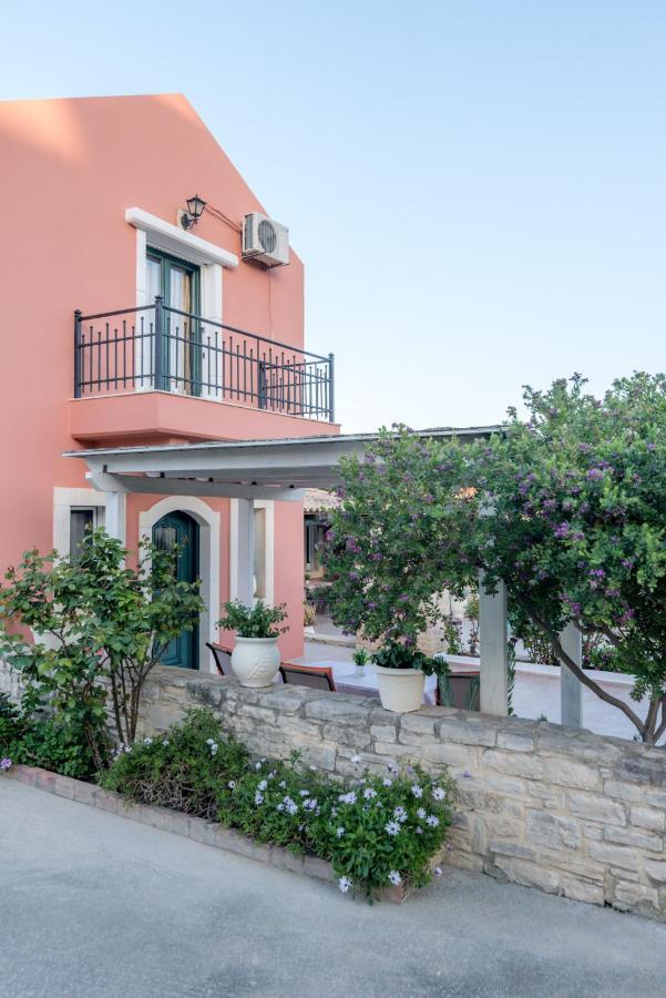 Vrisanos Apartment Pitsidia Exterior photo